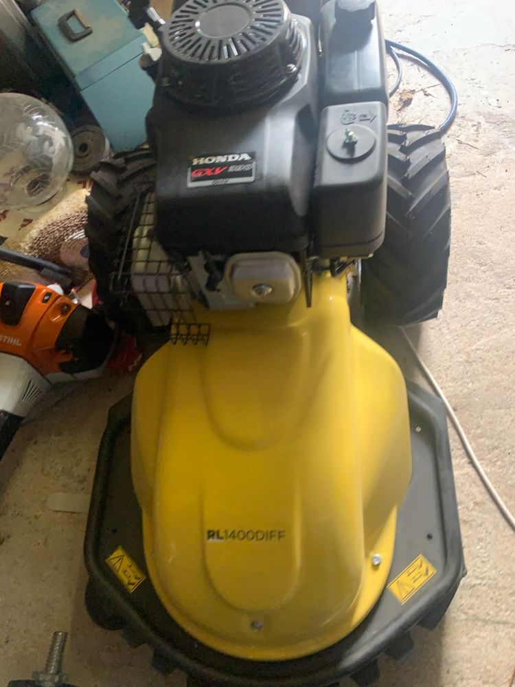 D�broussailleuse roque et lecoeur 100% NEUVE 2900 Apt (84)