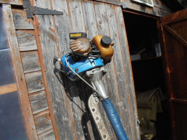 d�broussailleuse thermique de marque ALPINA 180 50 Gruchet-le-Valasse (76)