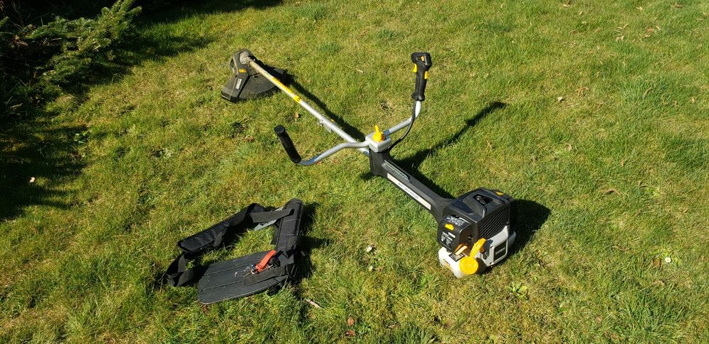 D�broussailleuse 100 La Barre-en-Ouche (27)