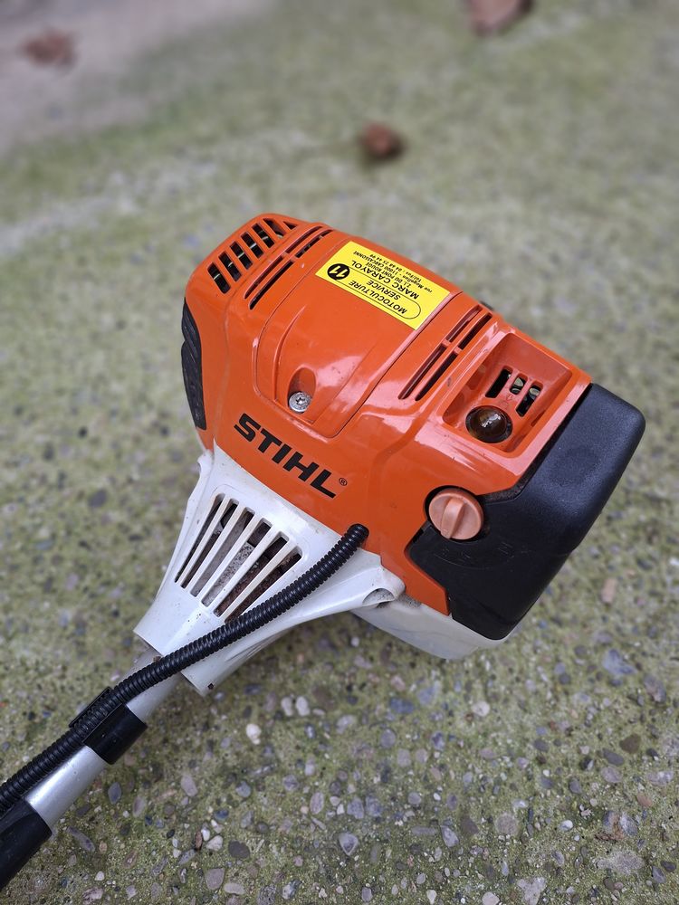 Debroussalleuse Stihl fs 111 390 Pomas (11)