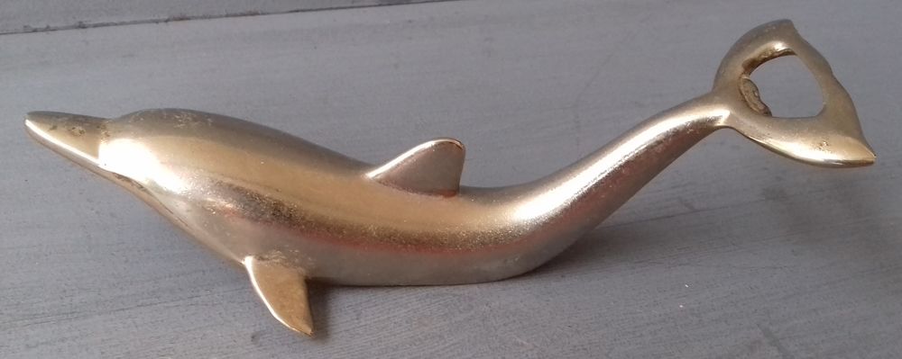 DECAPSULEUR DAUPHIN M�tal Argent� 8 Boucau (64)