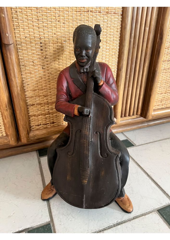 D�co Musicien Jazz Bassiste en r�sine  H 45cm 40 Voiron (38)
