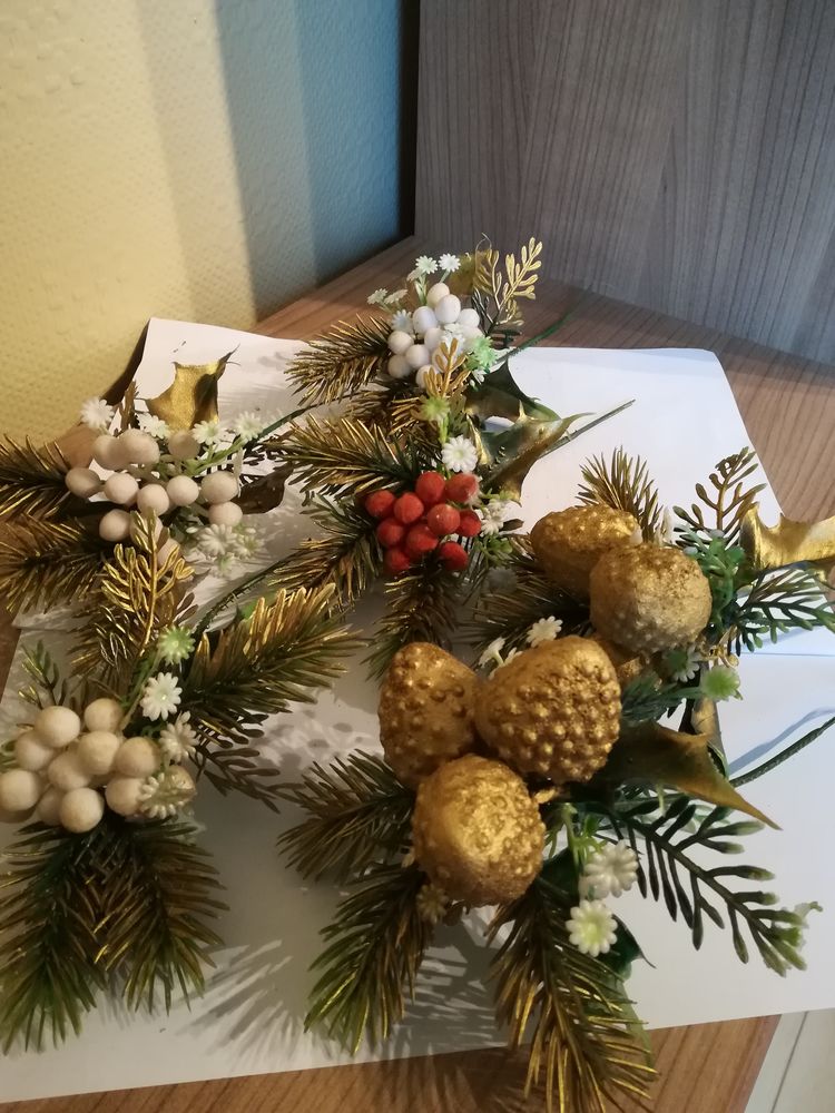 DECO NOEL /centre table / sapin / couronne/ bouquet
0 Mouvaux (59)