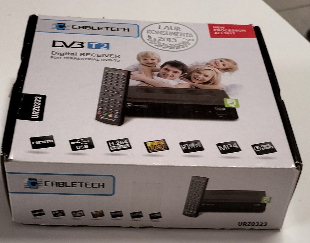 D�codeur r�cepteur TNT DVBT2 mod�le URZ0323 avec t�l�command 20 Vernon (27)