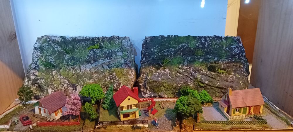 D�cor pour mod�lisme maquettes  personnages accessoires 
58 Anais (16)