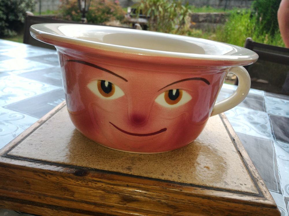 POT D�CORATION 10 Jassans-Riottier (01)