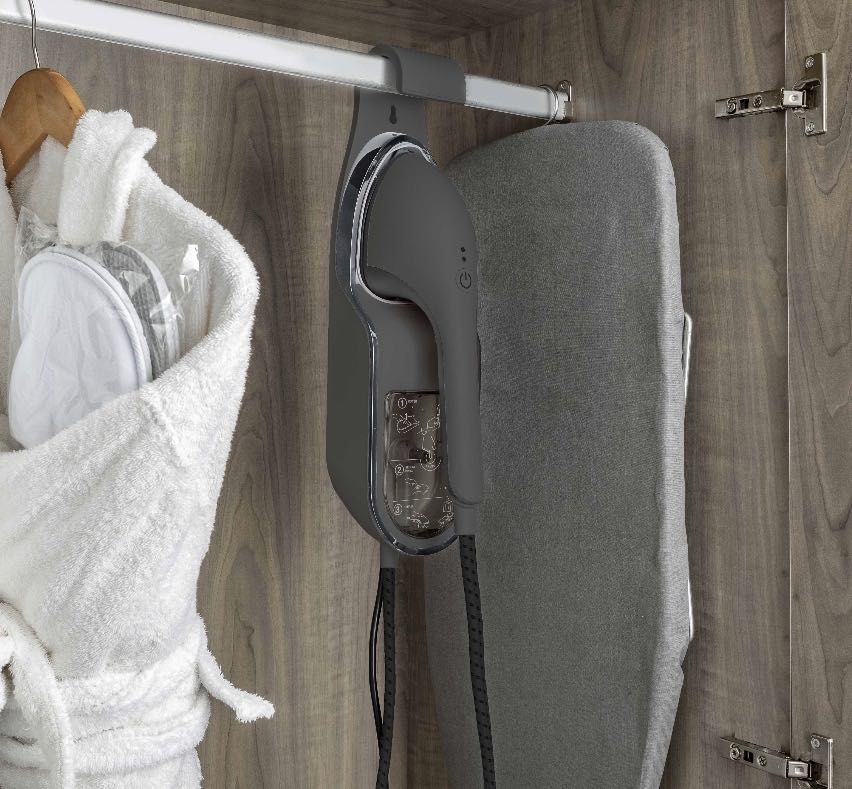 D�froisseur vapeur JVD �  tr�s bon �tat �  pr�t �  l'emploi 60 B�ziers (34)