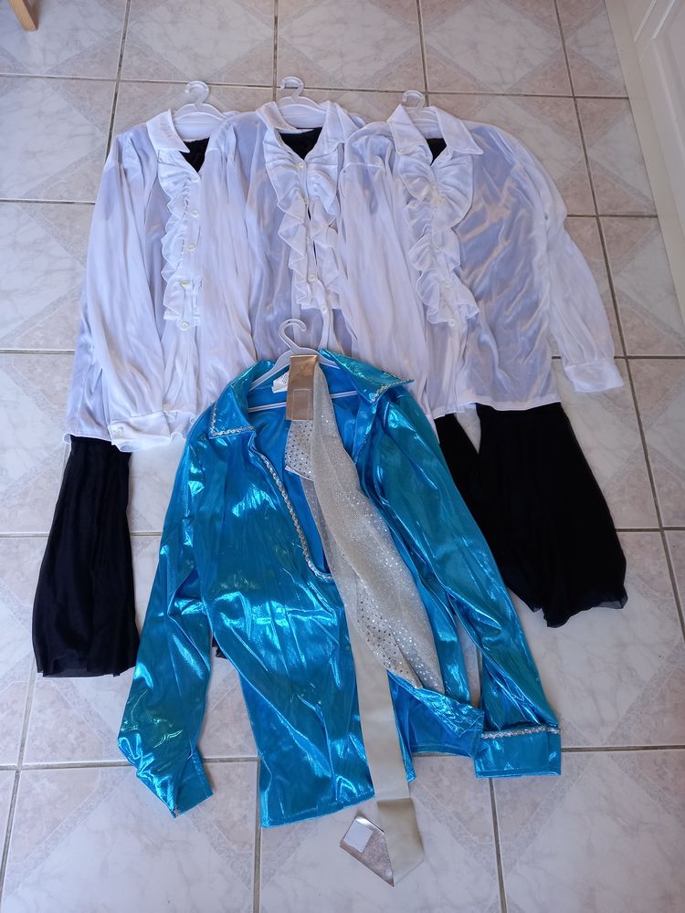 Lot de 4 d�guisement Disco homme Neuf 25 Villemomble (93)