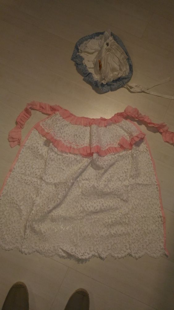 D�guisement Servante, femme 10 Saint-Br�s (30)