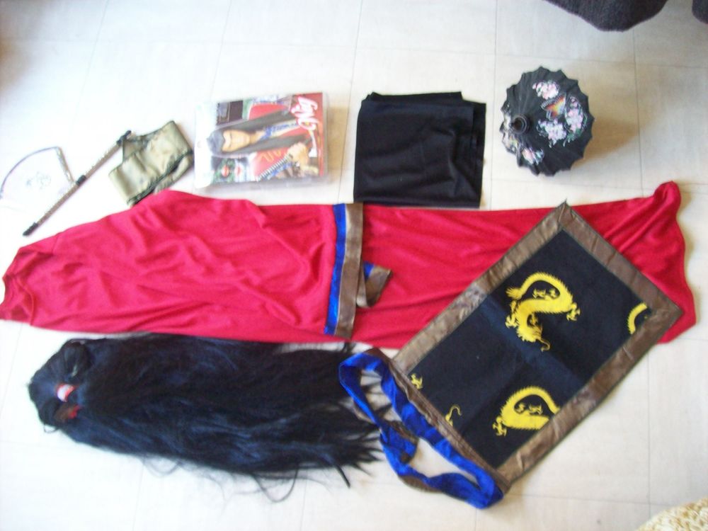 DEGUISEMENTS Halloween, carnaval .... zoe 3 Martigues (13)