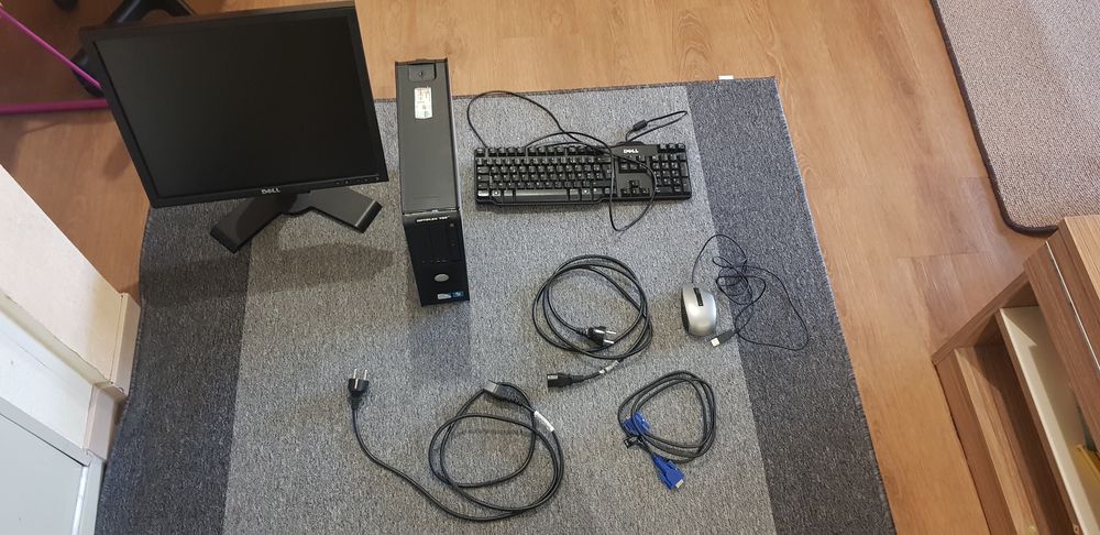 Dell Optiplex 780 avec �cran et clavier,souris 70 Angers (49)