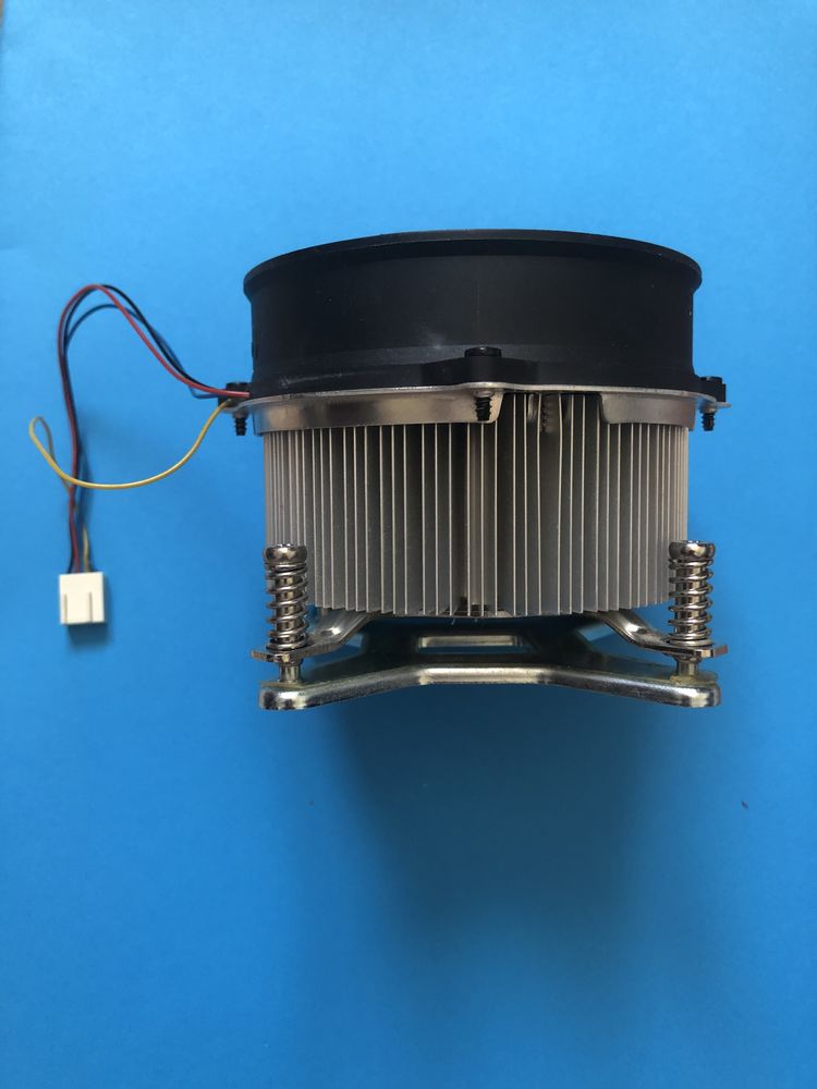 Delta TaiSol Ventirad Processeur INTEL LGA 775 4-Pin PWM 5 Fontenay-le-Fleury (78)