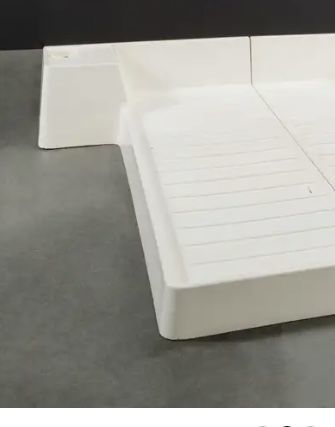 Demi lit en fibre de verre des ann�es 60 200 Saint-Chamant (19)