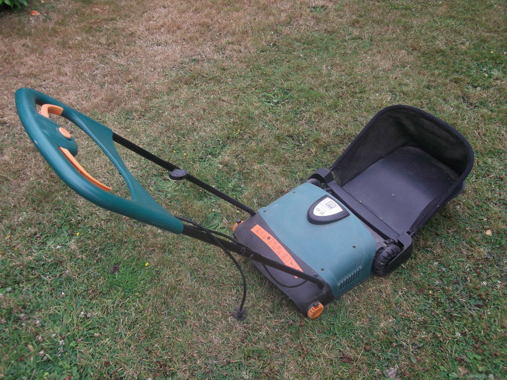 DEMOUSSEUR AERATEUR. 10 Saint-Herblain (44)