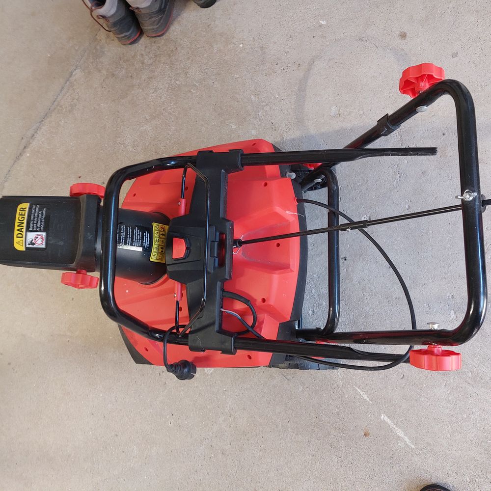 Deneigeuse �lectrique 100 Chomelix (43)