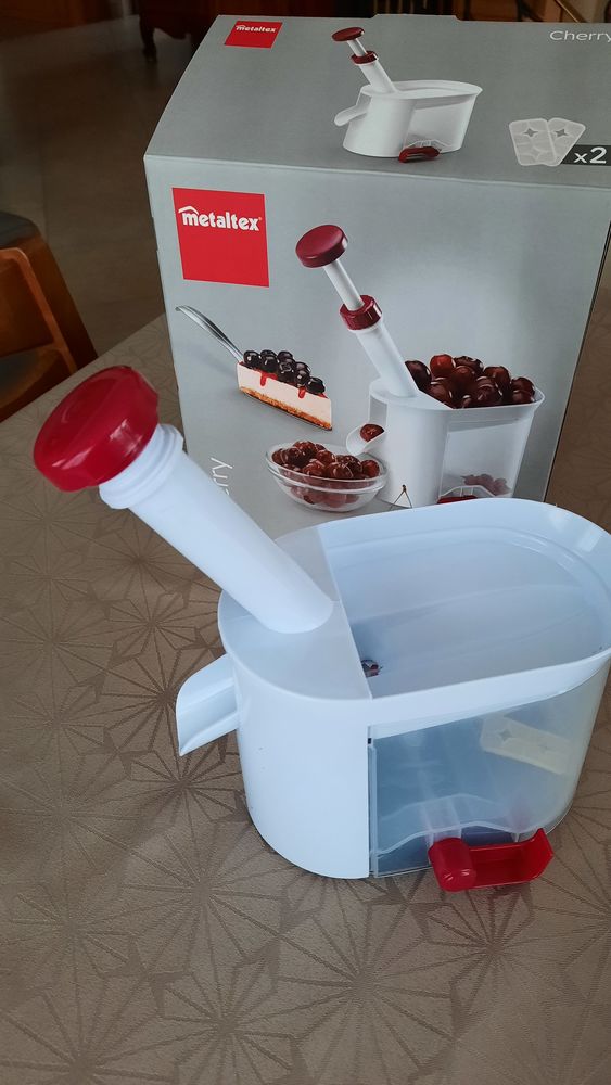 DENOYAUTEUR 10 Sevran (93)