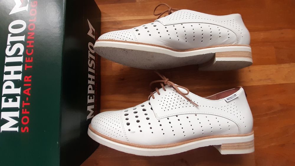 Derby M�phisto blanc ajour�s 75 Itteville (91)