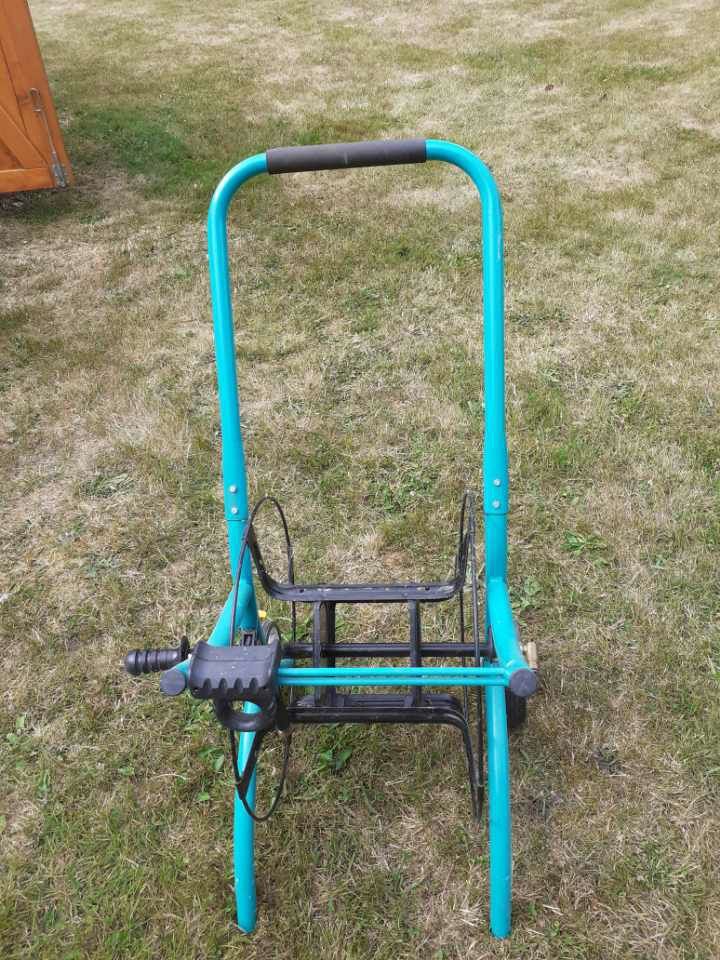 derouleur tuyau arrosage 40 Saint-Aubin-le-Guichard (27)