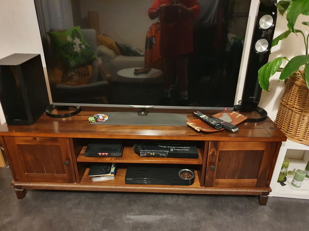 Description
Meuble TV placage d'acasia massif 60 La Fl�che (72)