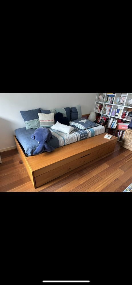 Lit Design en bois La Redoute Int�rieur avec petite marche (sommier 1 place + tiroir de rangement sous le lit) 150 Boulogne-Billancourt (92)
