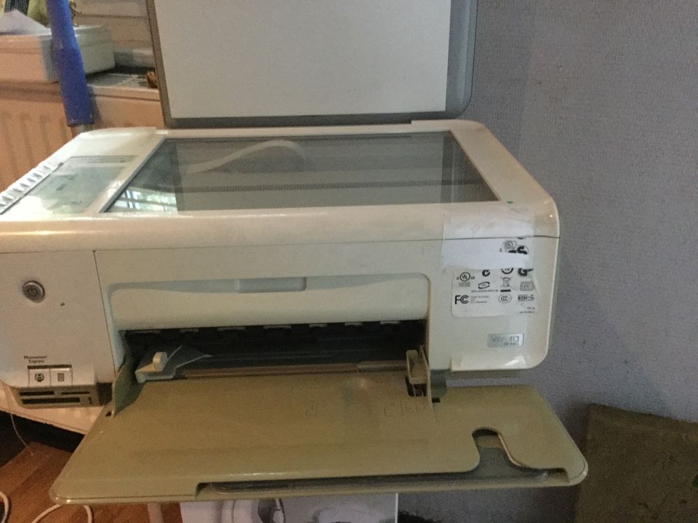 HP  DESKJET 15 Wasquehal (59)