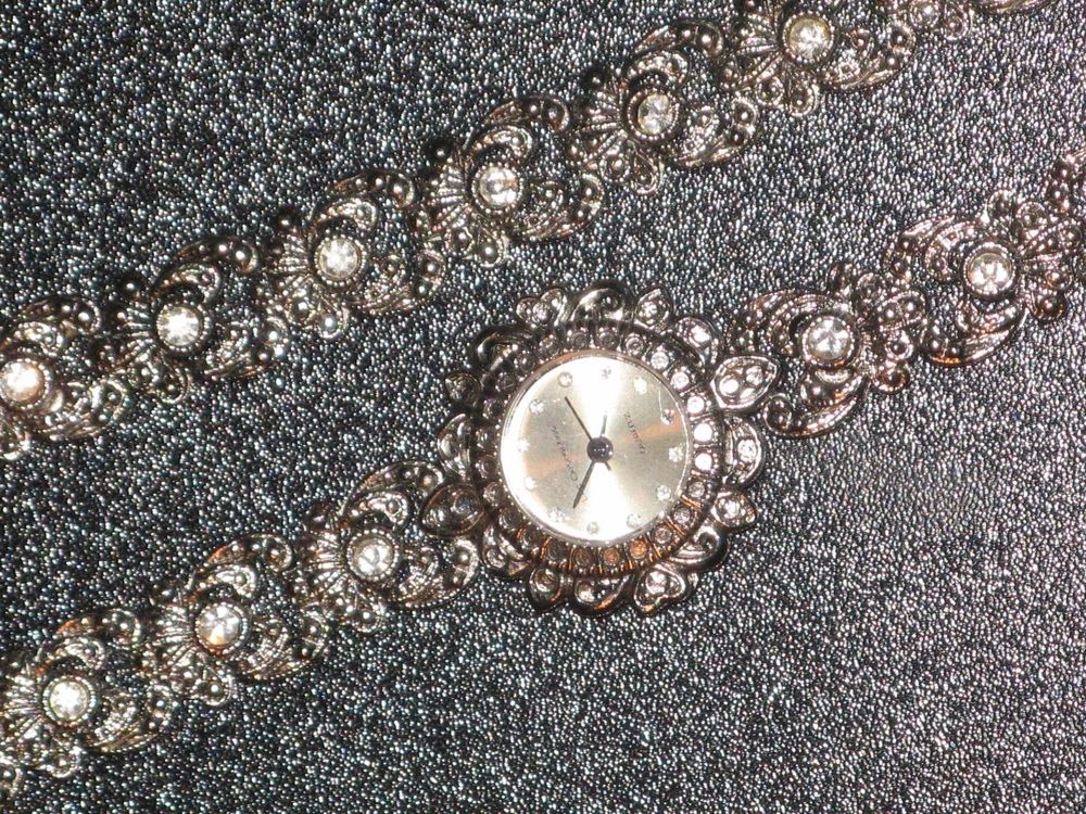 LUC DESROCHES montre + bracelet parure dame baroque 1980 85 Metz (57)