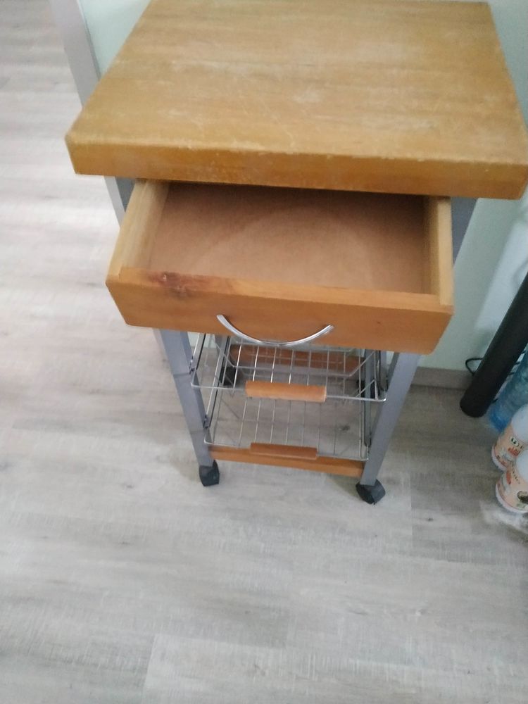 Desserte de cuisine 15 La Fert�-Gaucher (77)