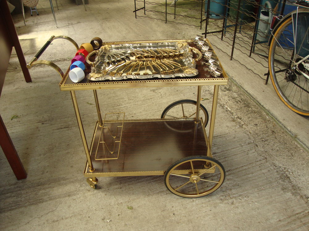 DESSERTE + DIVERS OBJETS 100 Ouzouer-sur-Tr�z�e (45)