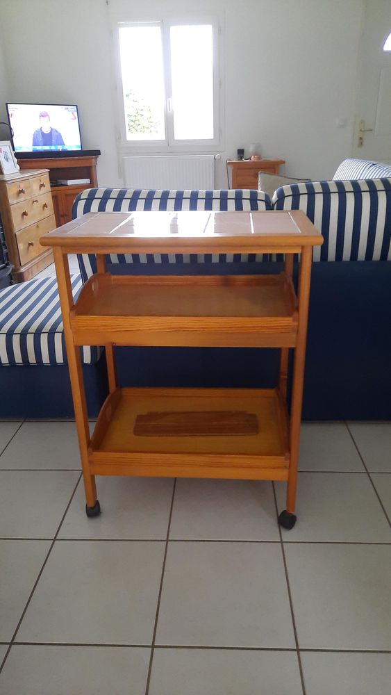 Desserte � roulette en pin 50 Saint-Loup-de-Varennes (71)