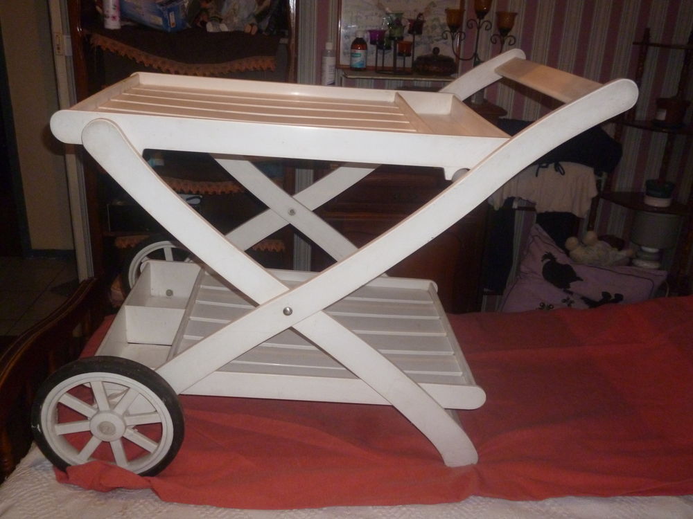 DESSERTE BAR TERRASSE 45 Avrill� (49)