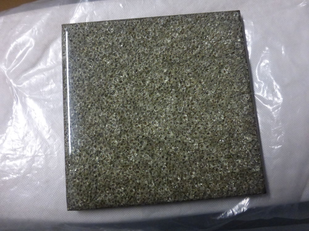 DESSOUS DE PLAT �clat de verre gris 2 Doussard (74)