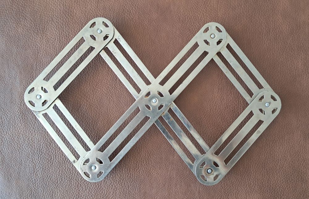 dessous de plat en m�tal m�tallique style vintage pliable 5 Carnon Plage (34)