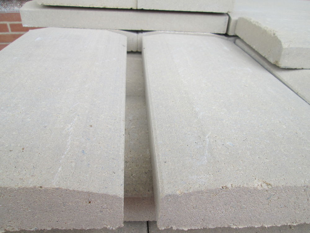 DESSUS DE MUR 50X23 Couleur Gris B�ton - autre choix BRIQUE chapeau gendarme pointu 4 Saint-Porquier (82)