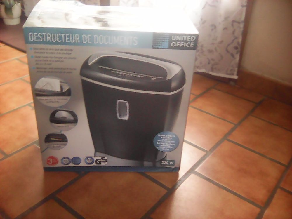 Destructeur de documents 25 Dreux (28)