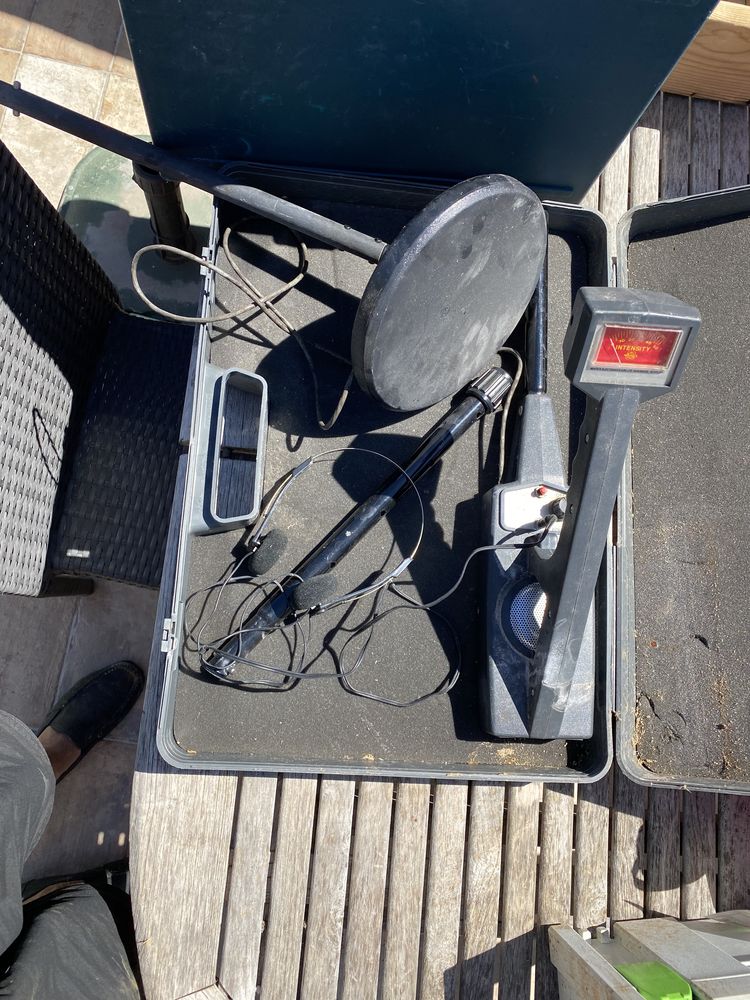 D�tecteur de m�taux 50 Le Puy-Sainte-R�parade (13)