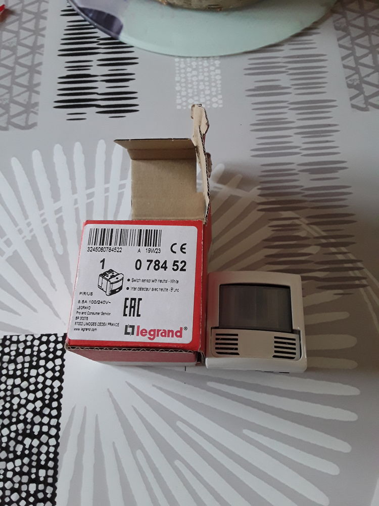 D�tecteur de pr�sence 40 Combs-la-Ville (77)