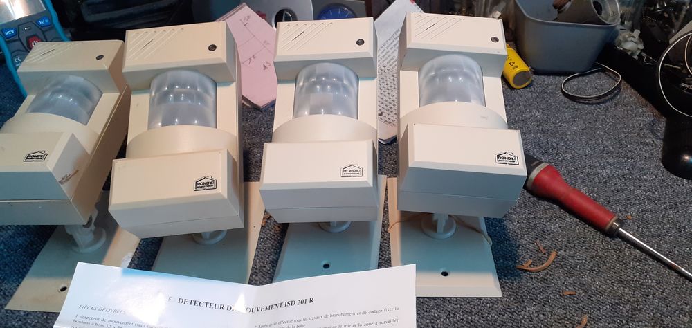 detecteur 30 Saint-Quentin (02)