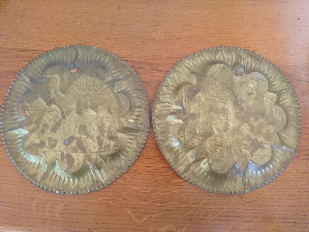 Deux assiettes en laiton Tunisiennes en excellent �tat 20 Ajaccio (20)