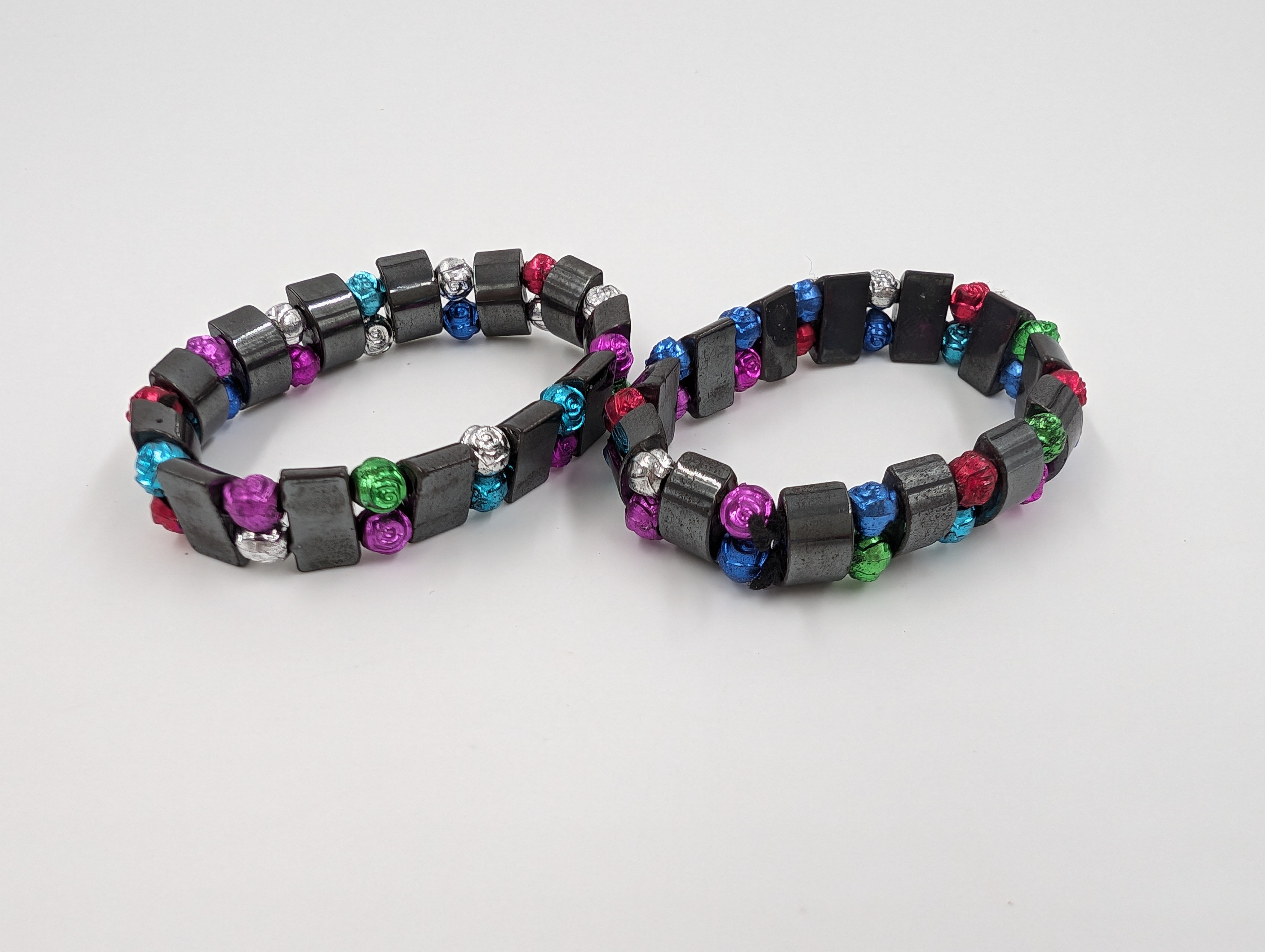 Lot de deux bracelets � perles fantaisie neuf jamais port�s 1 Vulbens (74)