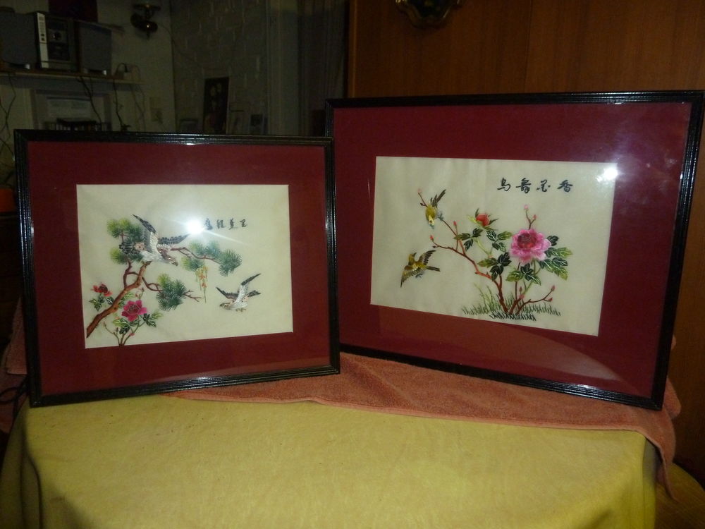 DEUX BRODERIES JAPONAISES ENCADREES ..
35 Ermont (95)