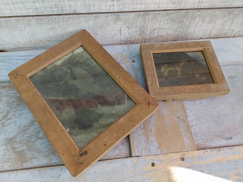  Deux Cadres Ch�ssis Presse Tirage Photo avec Photographies
35 Loches (37)