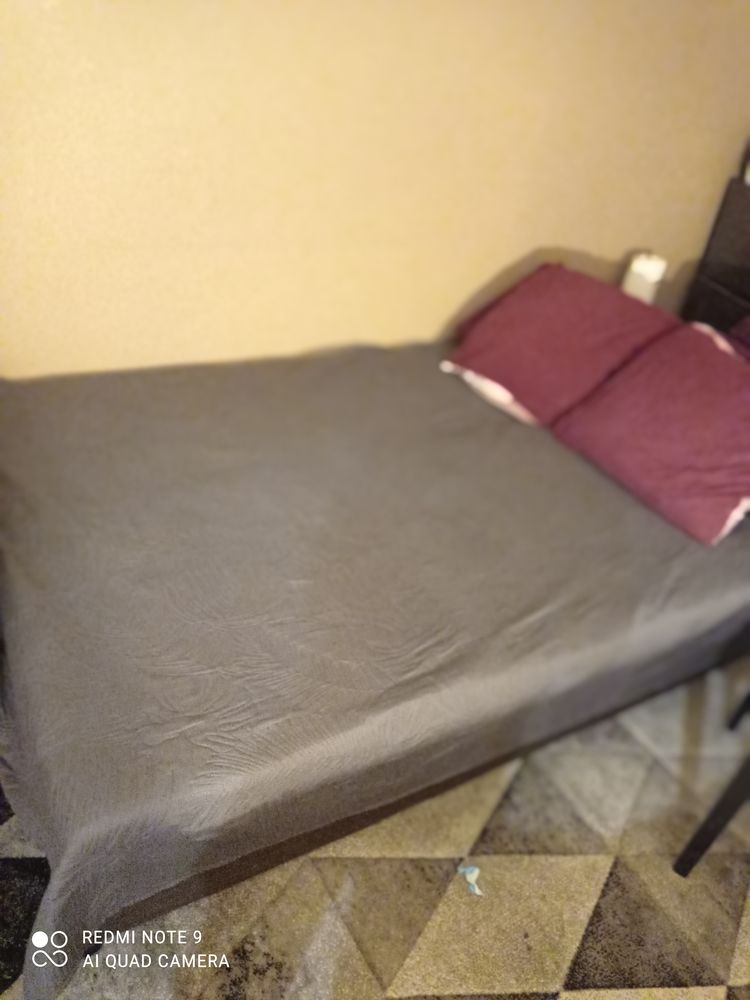 deux canap�s convertibles 3 places 200 Paris 20 (75)