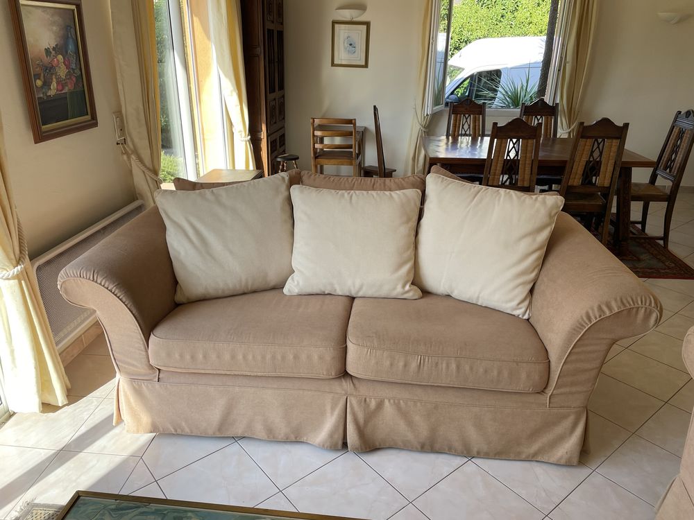 deux canap�s Mobilier de France 500 Les Issambres (83)