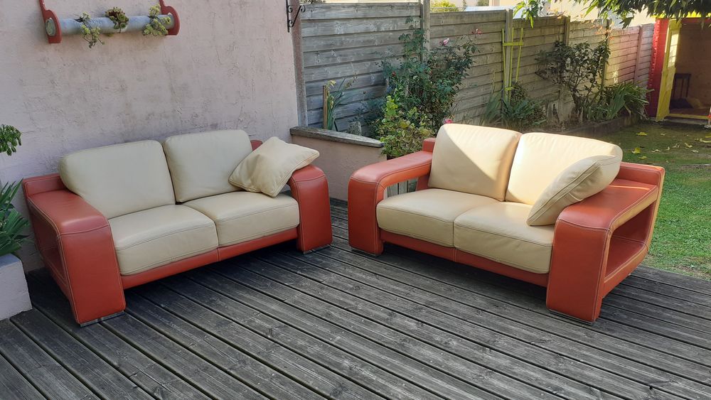 Deux canap�s 250 La Chevroli�re (44)