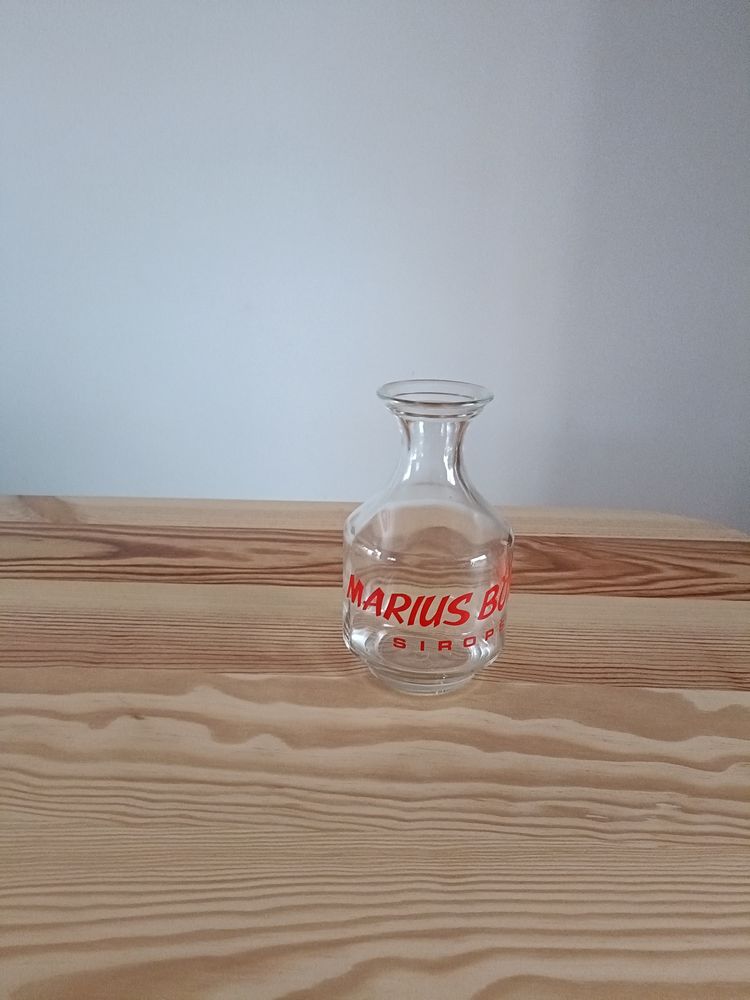 Deux carafes 28 Onet-le-Ch�teau (12)