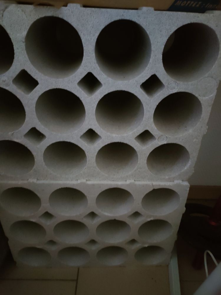 Deux casier de rangement bouteilles vin 16 Moli�res-Cavaillac (30)