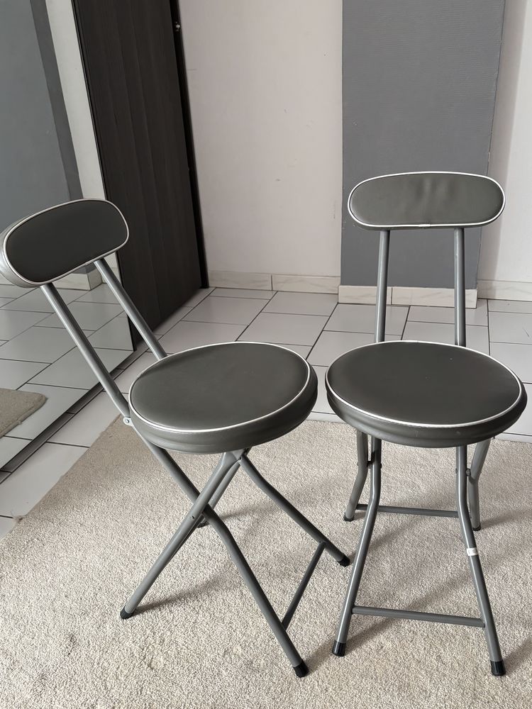 Deux chaises 50 Armenti�res (59)