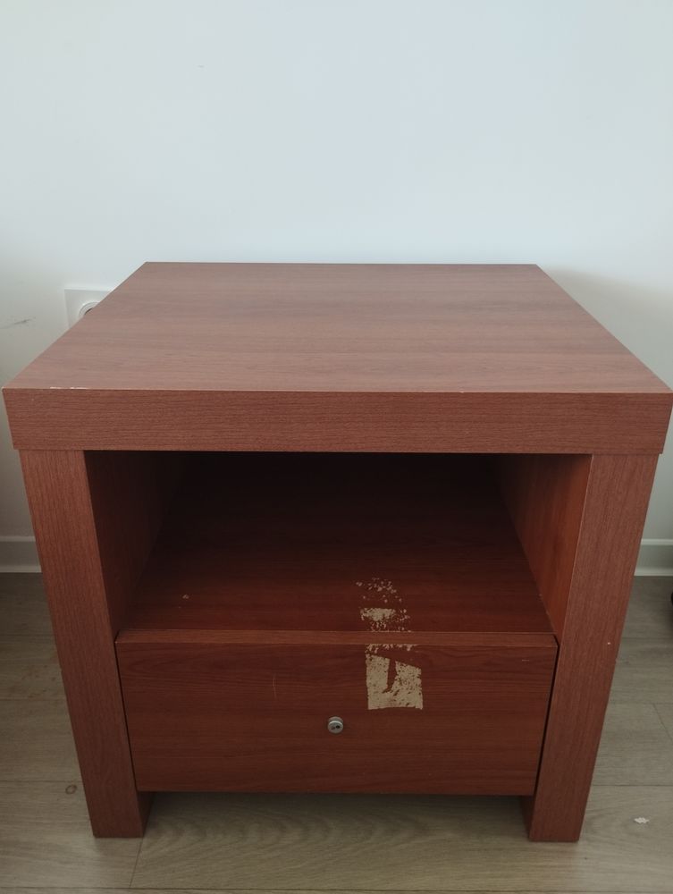 Deux chevets aspect bois en formica 10 Bandol (83)