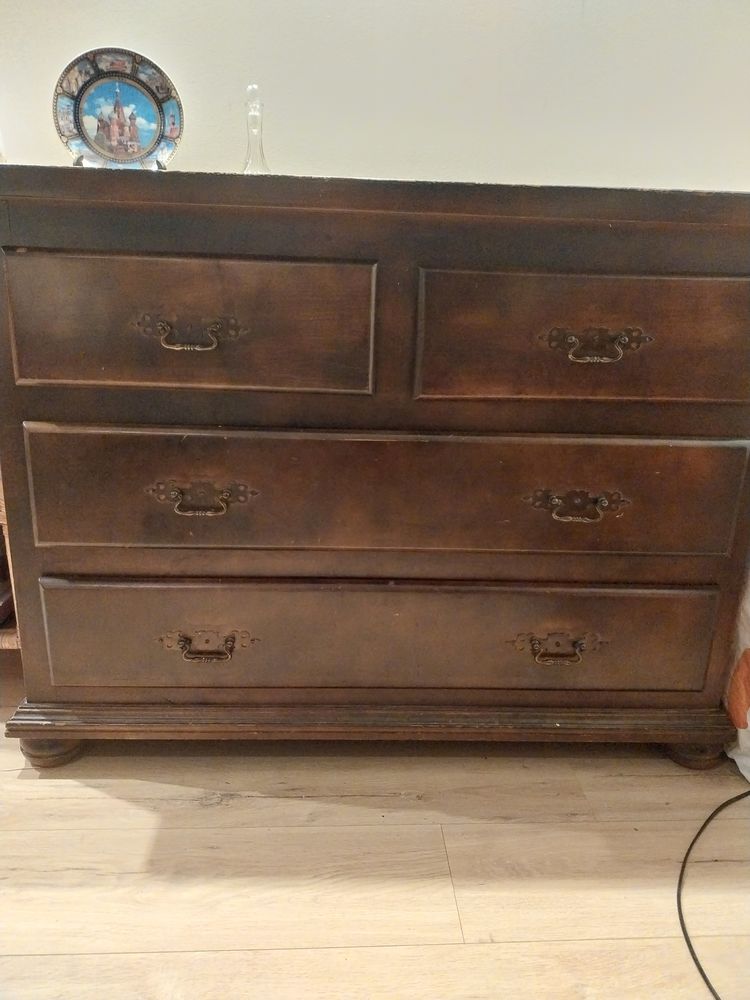 deux commodes en bois 60 Palaiseau (91)