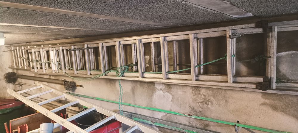 deux �chelles doubles 1 de 6,5 m et l'autre de 9,5 faire 1 Brest (29)